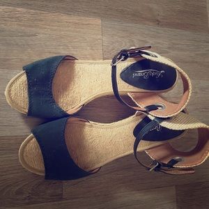 Lucky brand wedges